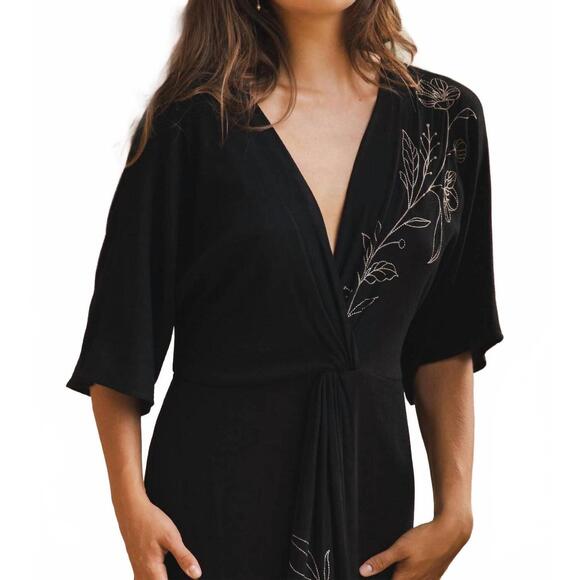 NEW LOVESTITCH front knot kimono dress in black - Picture 6 of 7